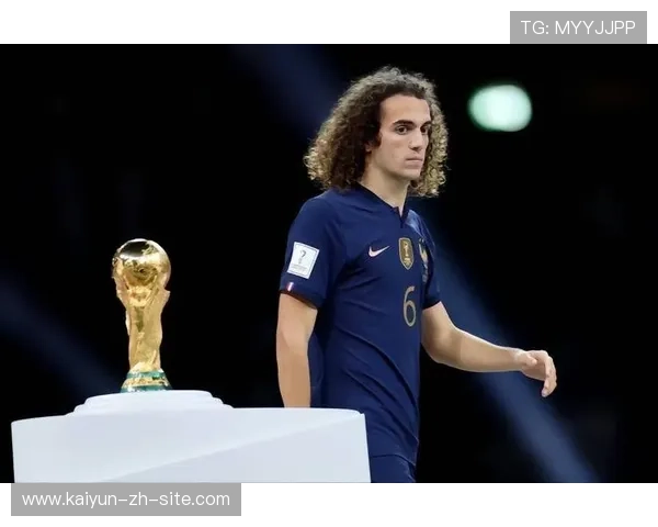 贡多齐比赛阅读能力，技术型中场攻防转换决策速度需提升